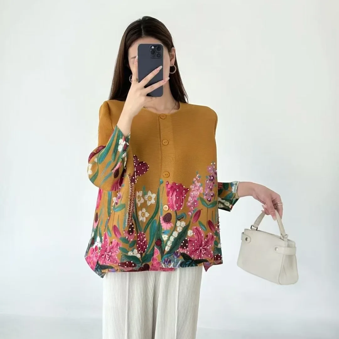 Miyake Fold 2025 New Shirt Women's Round Neck Loose Temperament Casual Printed Cardigan Top Versatile Commuter Shirt Autumn