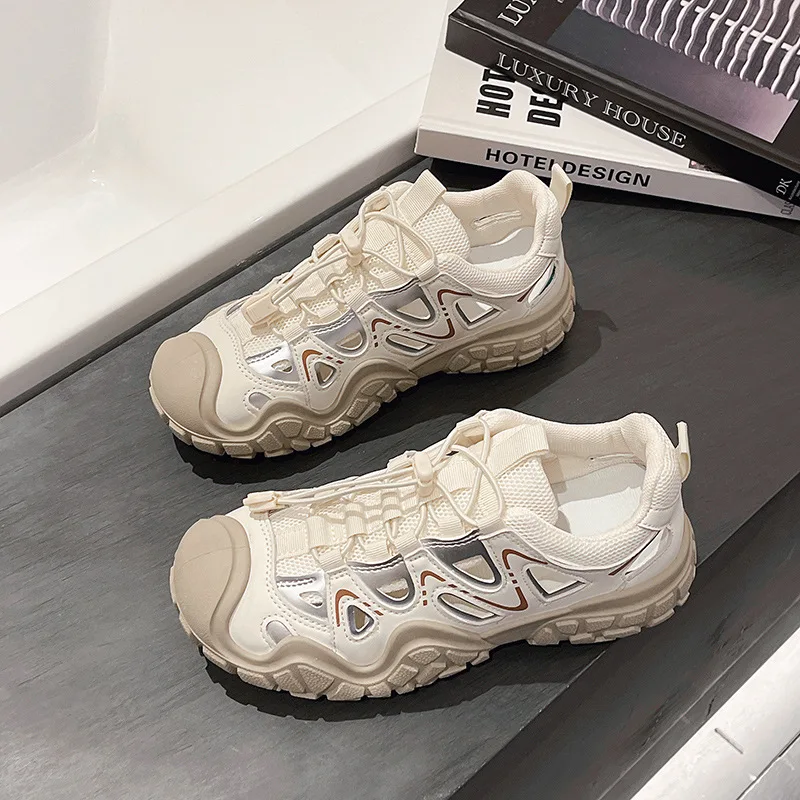 Fashionable Outdoor Hollow Out Women's Shoes 2026 Autumn New Design Sense Running Sports Leisure Wear-resistant Women's Shoes view 3