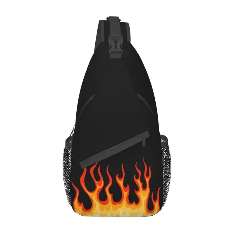 Bolso cruzado de pecho con llamas de carreras clásico rojo personalizado para hombre, mochila informal de hombro con fuego caliente para viajes y ciclismo