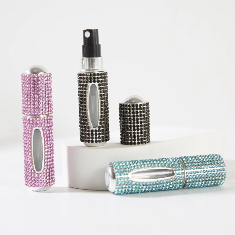 Bottiglia riutilizzabile da viaggio mini profumo tempestato di diamanti di fascia alta Spruzzatore atomizzatore portatile da 5 ml per viaggi e gite Pompa vuota