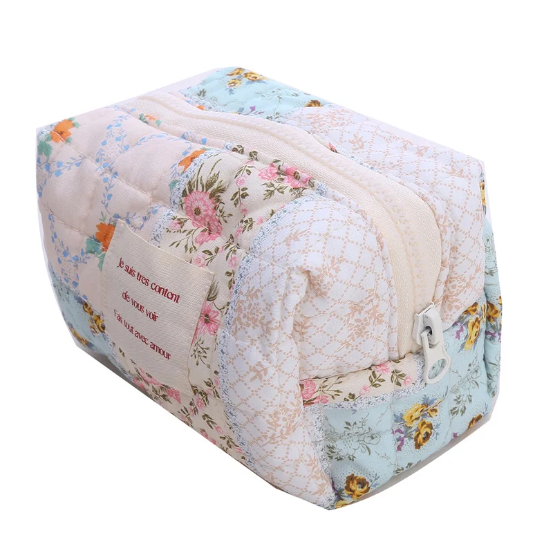 Storage Organizer Floral Puffy Quilted Makeup Bag Flower Printed Cosmetic Pouch Large Travel Cosmetic Bag Makeup Accessory