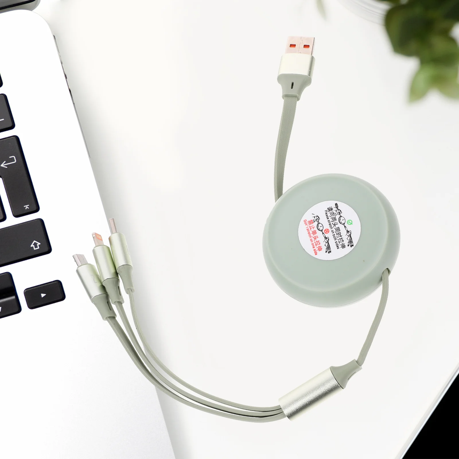 

Type-C Mobile Phone Fast Charging Cable Portable Retractable Data Line Useful Data Transmission (Green)