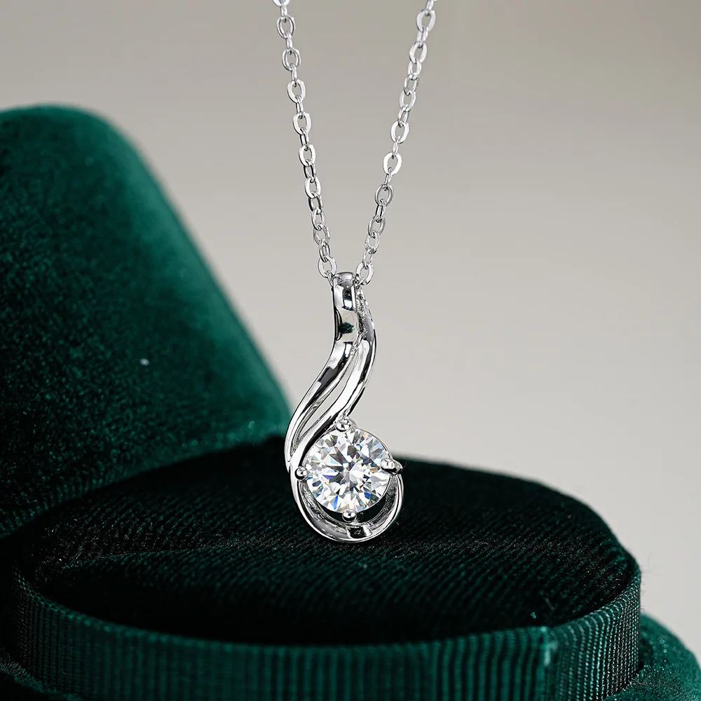 

D Color Mozambique Diamond Pendant for Women, 18K Gold, Light Luxury Temperament, High-end Feeling, Platinum PT950 Necklace