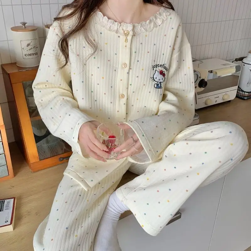 

Комплект пижам Sanrio Hello Kitty, женская домашняя одежда с мультяшным рисунком, утепленная теплая ночная одежда в горошек с длинными рукавами, осенне-зимняя утепленная теплая ночная одежда