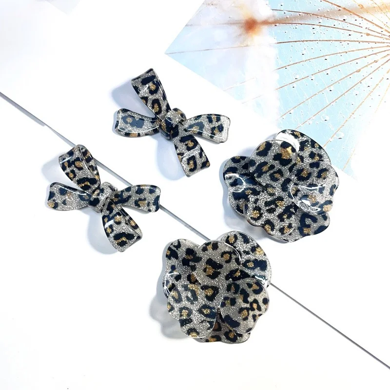 

Min order 20pcs/lot color leopard print cartoon flowers bow shape acrylic handmade floral beads diy jewelry accessory
