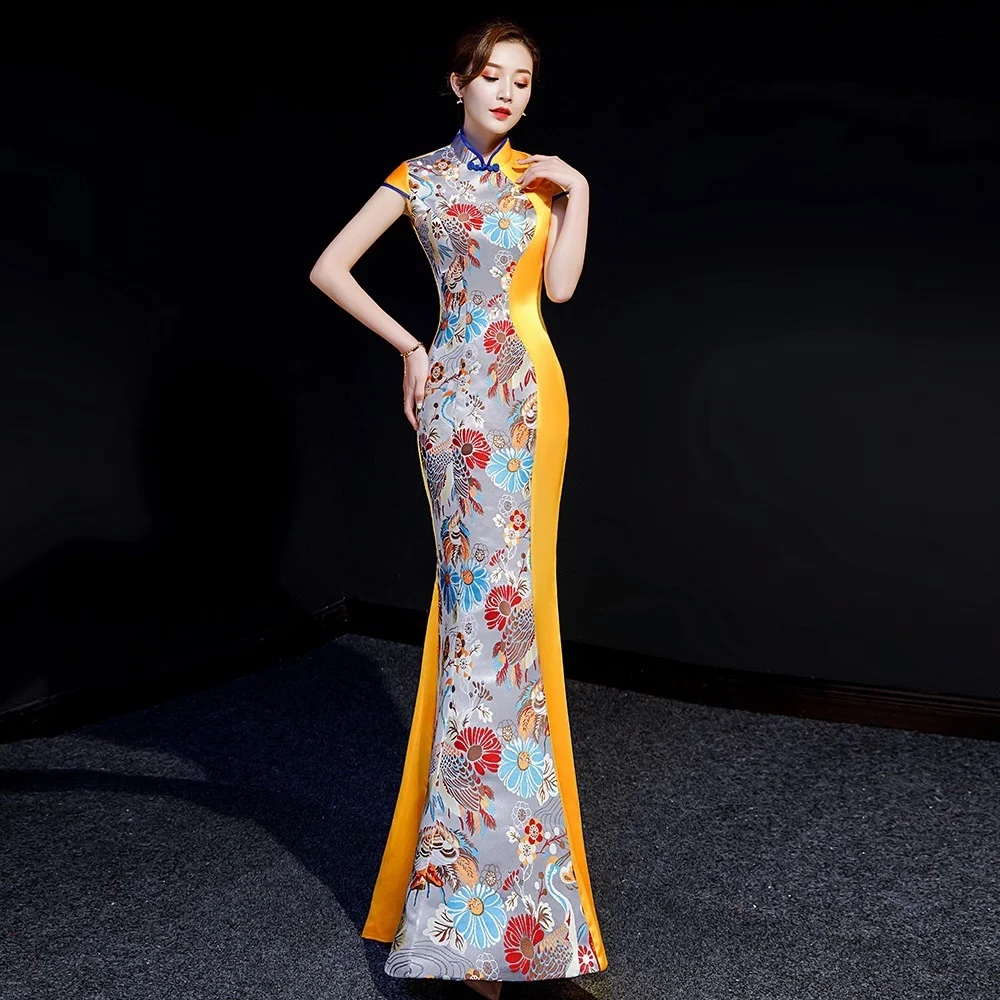 Sheng Coco Fishtail Cheongsam abito da sera ricamo cinese giallo modificato Cheongsam Walking Show Team Performance Dress