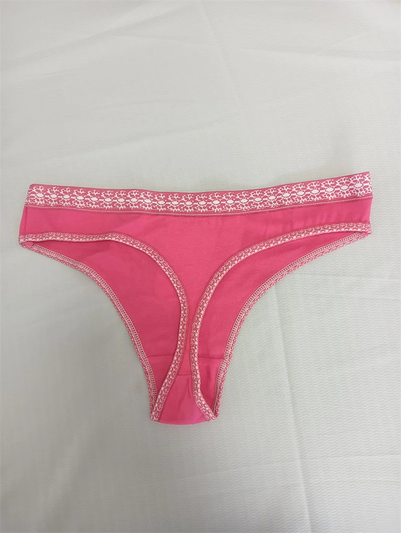 Women's Low Waist Cotton Briefs - Sexy Spliced Design - usage example