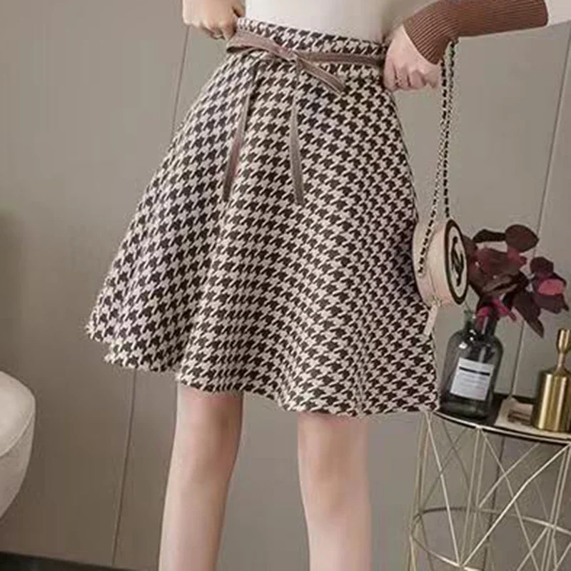 

Umbrella Half body Skirt Women's Autumn/Winter pleated Design Sense Lace up High Waist Big Swing A-line Skirt