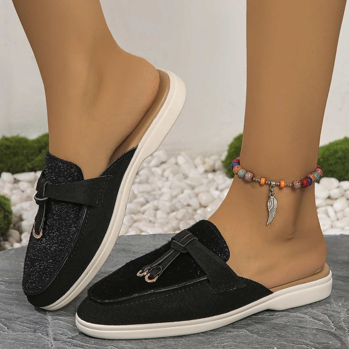 

New Casual Flat Bottom Lock Tassel Loafers Fashion Women Single Shoes Brand Metal Buckle Slipper Mules Comfortable Slip on Shoes