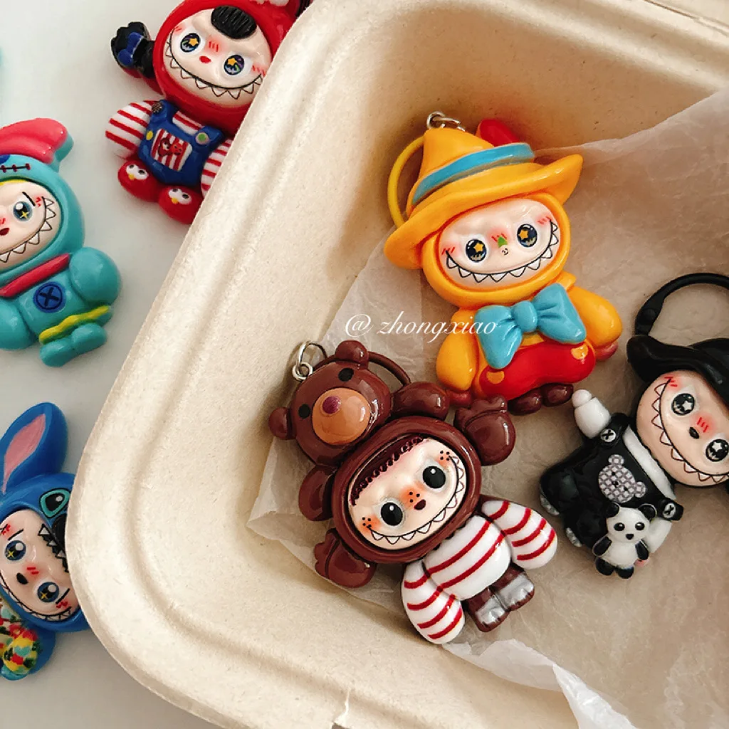 Niedliche und super Cartoon-Blindbox-Puppen, Schlüsselanhänger, Anhänger, Taschen, Anhänger und Accessoires
