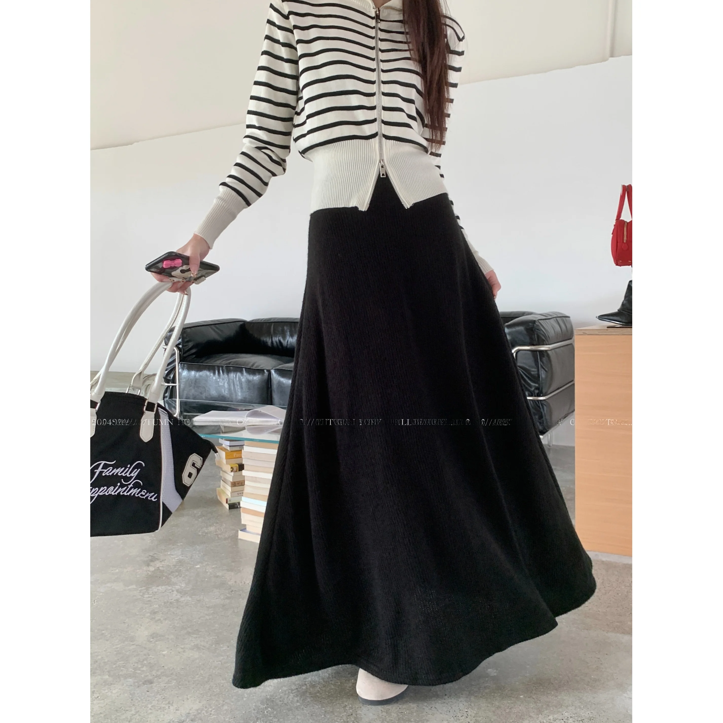 High-End Elegant Gray Thickened Skirt for Women Winter New A- line Skirt High Waist Slimming Big Hemline Fishtail Long dress