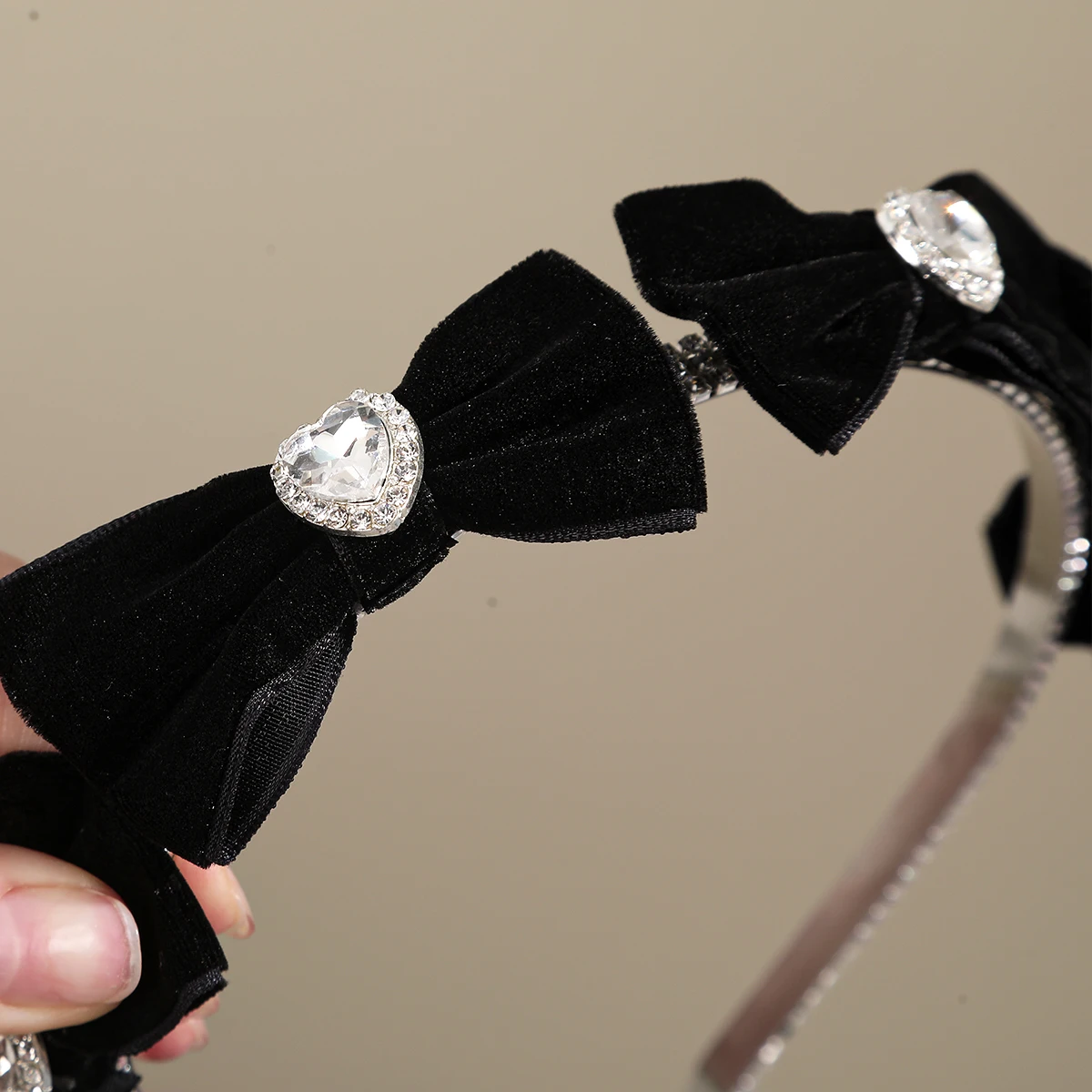 Velvet Bow Black Hair Hoops Headbands Girls Diamond Chain Headband Silver Headwear For Women Temperament Winter Hair Accessories