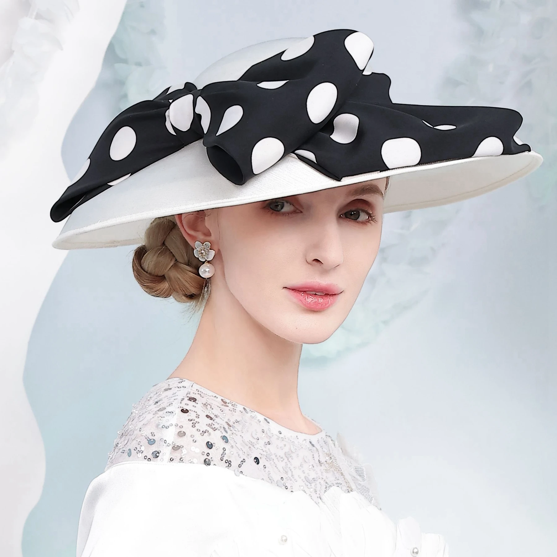 chapeau-fascinateur-a-large-bord-pour-femme-avec-gros-nœud-et-pois-mariages-d'eglise-du-kentucky-derby-soiree-cocktail-formelle-dames-elegantes