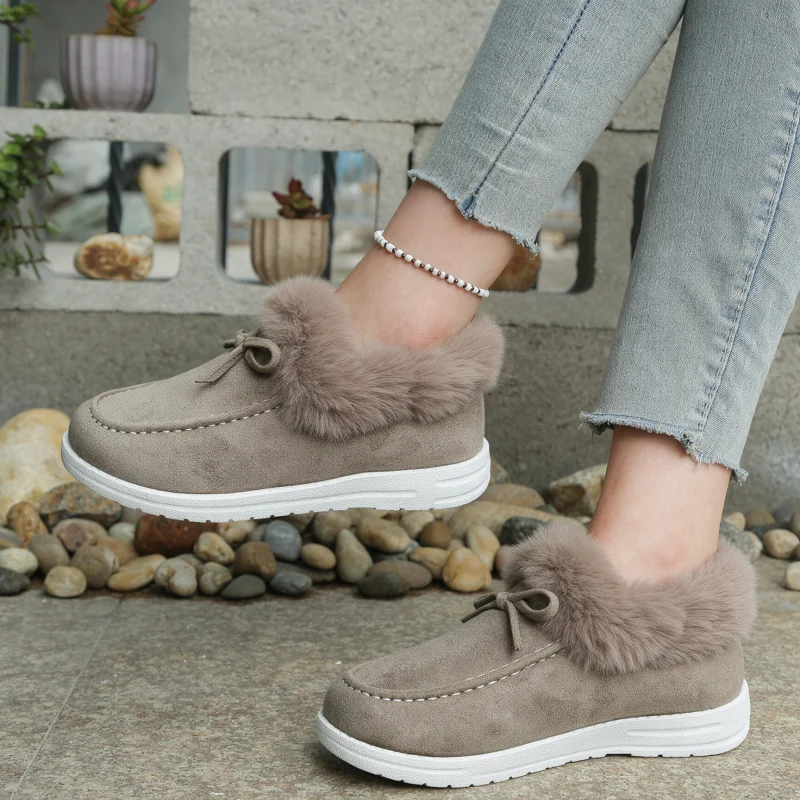 Women's Winter Warm Plush Snow Boots with Fleece Lining, Flat-Bottom Casual Ankle Boots, Suitable for Daily Wear by Women.