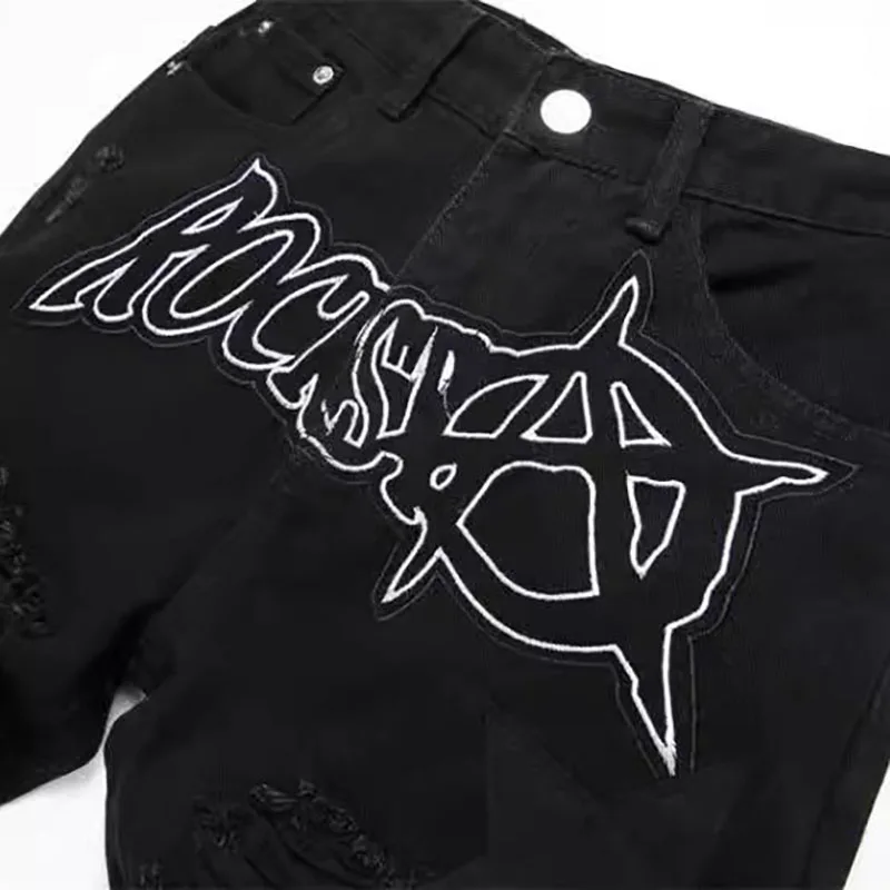 Herfst en winter retro zwarte gescheurde jeans heren broek met rechte pijpen Pentagram patch casual jeansbroek