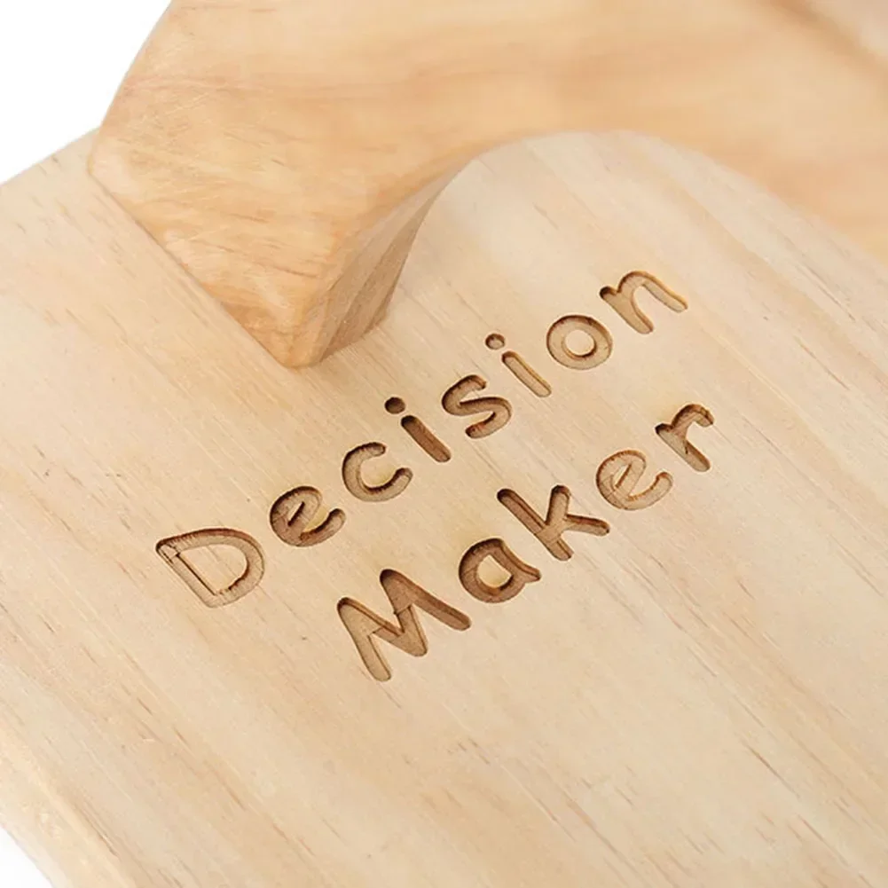 Magnetische pendel beslissingsmaker, houten schommelstokken slingerbord ja nee misschien innovatieve beslissingsmaker selector schommel bureau decoratie