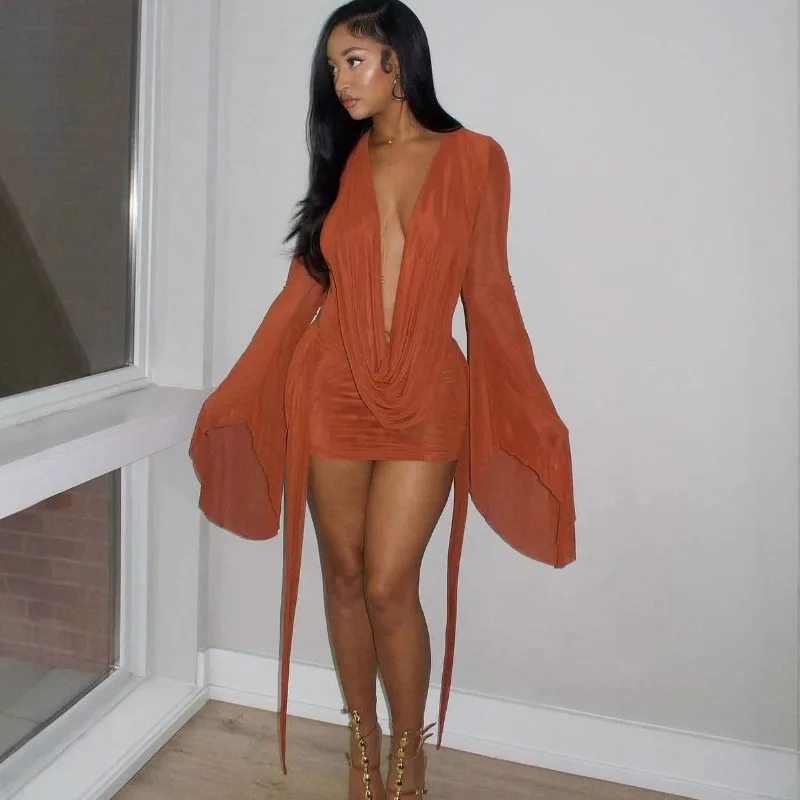 فستان نسائي صيفي قصير بقماش شفاف موديل 2025 مثير بياقة متأرجحة وأكمام طويلة غير منتظمة بدون ظهر ملابس شاطئ للإجازات #2