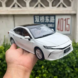 1:18 Nona Generazione TOYOTA CAMRY 2024 Pressofuso In Lega Modello di Auto Veicoli Giocattolo Simulazione Collezione Modello Regalo Dei Bambini