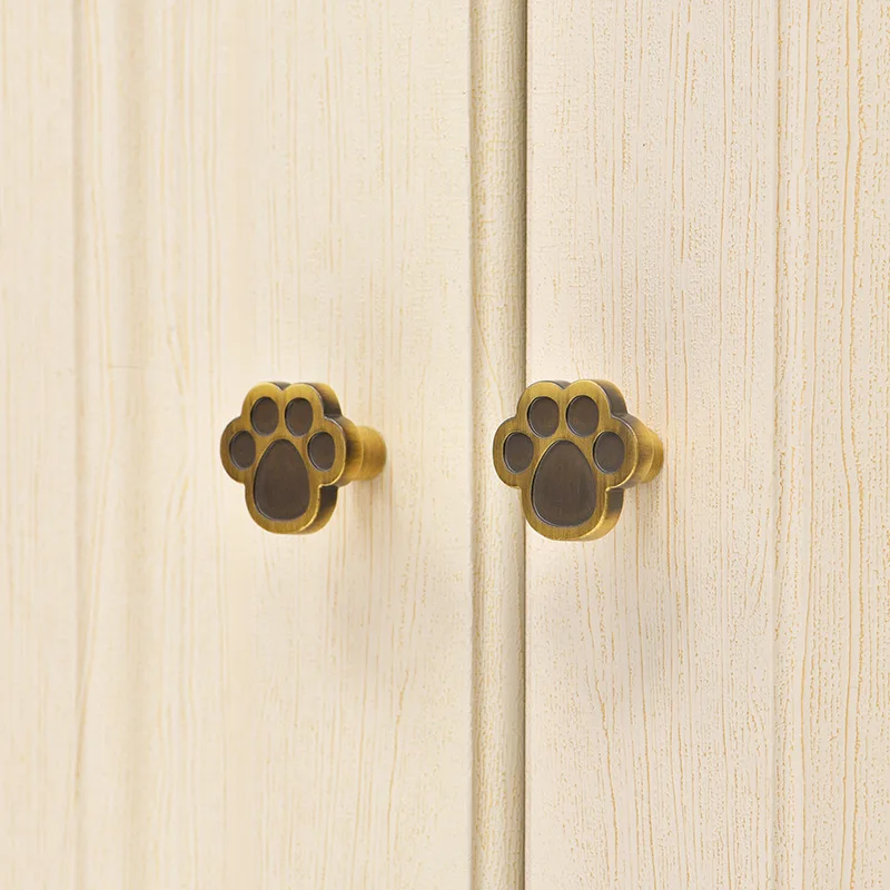 Nordic Vintage Brass Knobs for Furniture Bronze Knobs and Handles for Drawers Kitchen Useful Accessories Kitchen Cabinet Handles