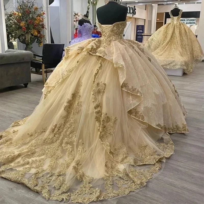 Luxury Princess Quinceanera Dresses Shiny Gold Appliques Vestidos De 15 Anos Corset Back Court Train Ball Gown Birthday Party