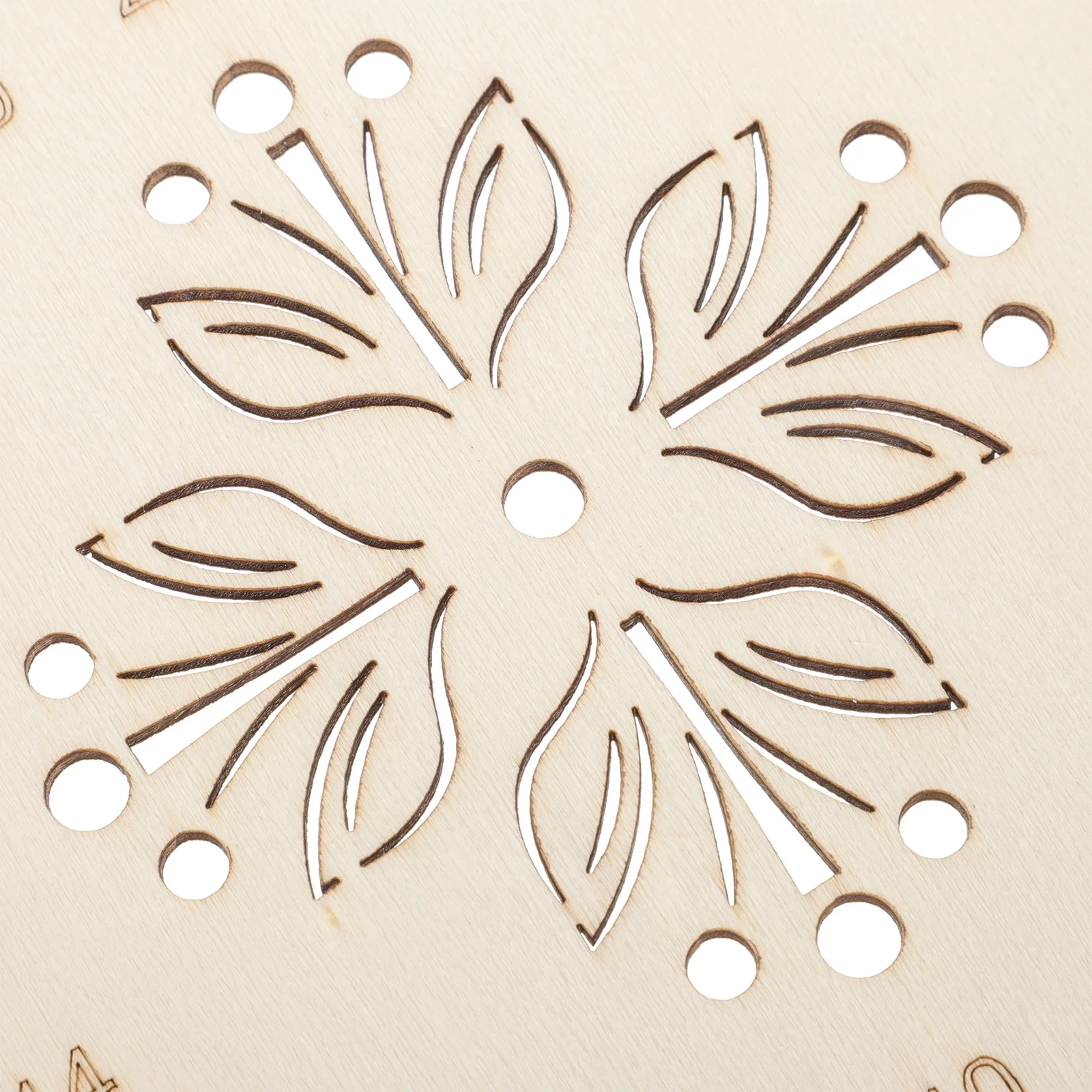 

2pcs Thread Organizer Tool Wooden Embroidery Floss Holder Compact Sewing Thread Storage Plate Cross Stitch Winding Board Sewing