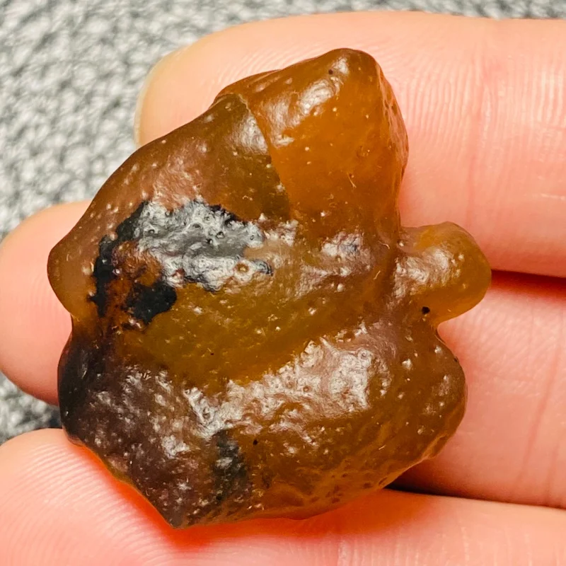 Natural Moon Deity Energy Stone Spiritual Healing Gobi Stone Mineral Specimen - view 6