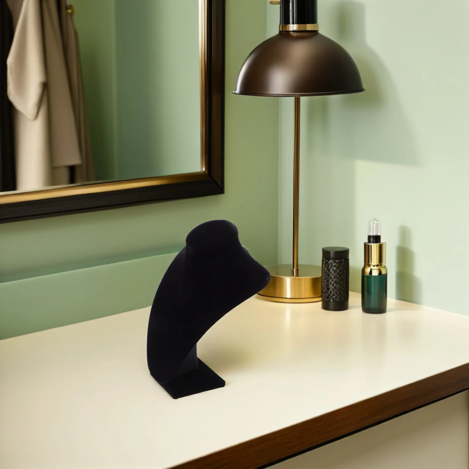 

Black Necklace Bust V-Shaped Jewelry Display Mannequin Pendant Chain Choker Organizer Stand Tabletop Retail Showcase Jewelry