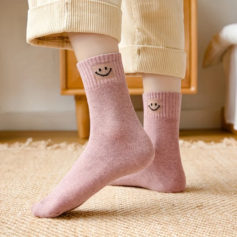 5 Pairs Cute Smiling Face Socks  Ankle Novelty Funny Socks Gifts For Womens Socks