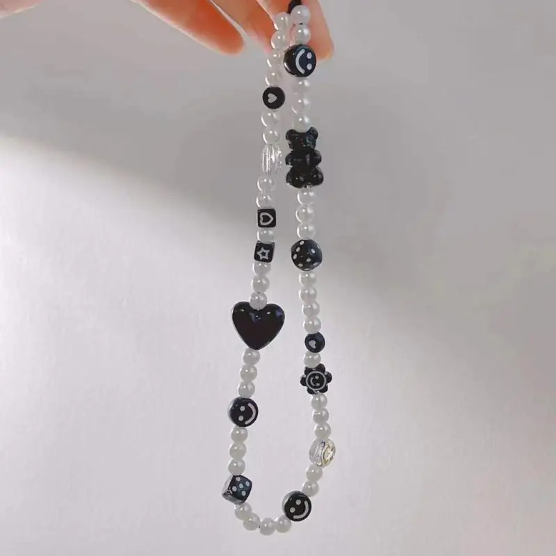 P9FE Handy-Zubehör, Harz, Bär, Würfel-Herz, Perlen-Lanyard, Handgelenkschnur für Frauen, handgefertigte Handykette, Handy-Gurt – Detail 4