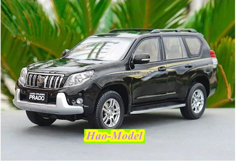 

Модель автомобиля TOYOTA PRADO 1:18 FAW, литая металлическая игрушка для мальчиков, детские подарки, хобби, демонстрационные украшения, коллекция, белый/черный