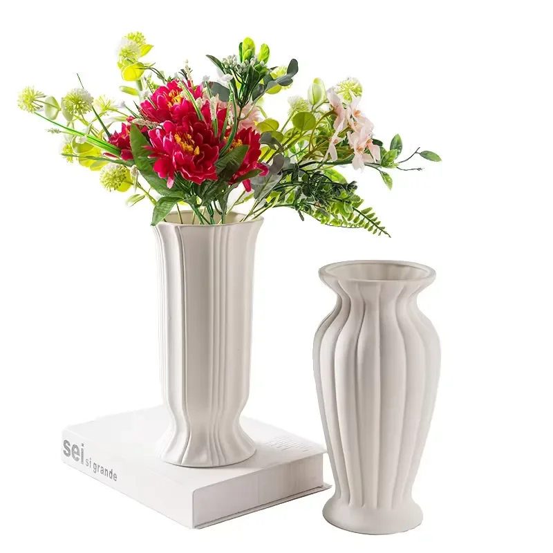 Modern Simple White Ceramic Desktop Vase Fashionable Design for Home Decor Wholesale