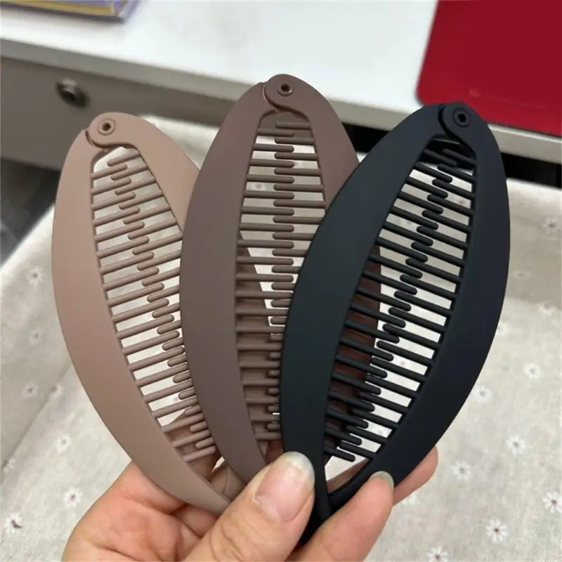 Volumizando o clipe penteado