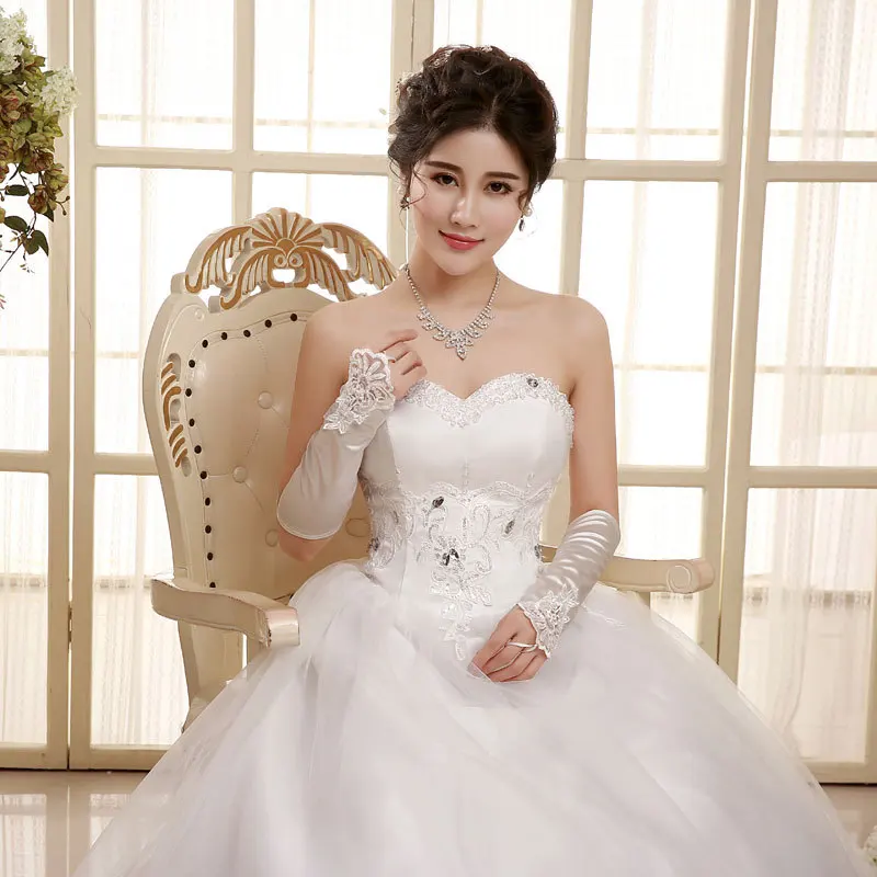 It's Yiiya Cheap White Wedding Dresses Simple Appliques Lace up Princess Floor-length Plus size Women Bride Ball Gowns FH048