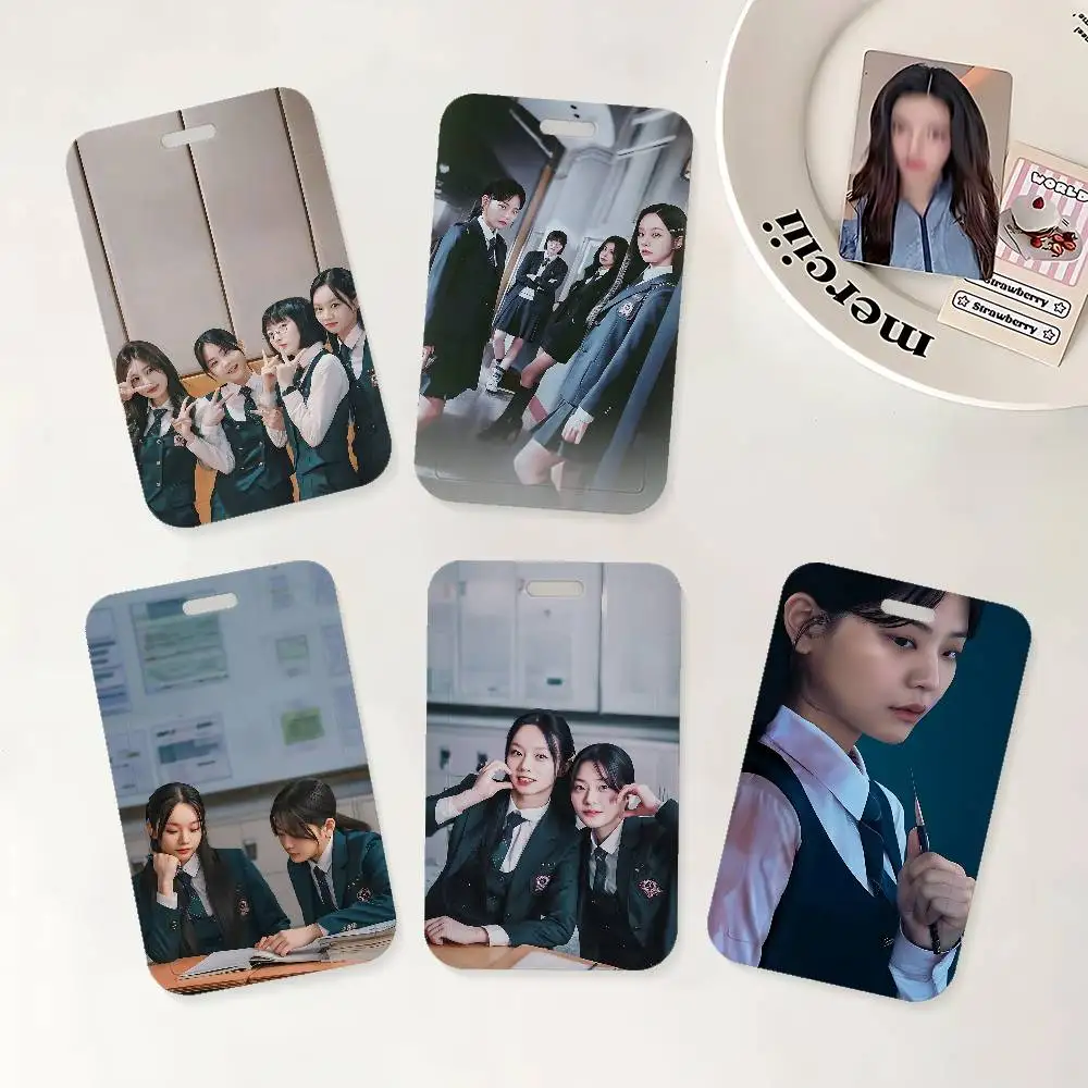 

Держатель для бейджей TV F-Friendly R-Rivalry с ремешком на шею для офиса, школы, для именных карт и удостоверений