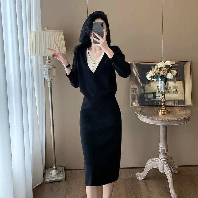 

New Dress Fashion Casual Set Women Show Thin Temperament Small Fragrance Knitted Two Piece Set Skirt