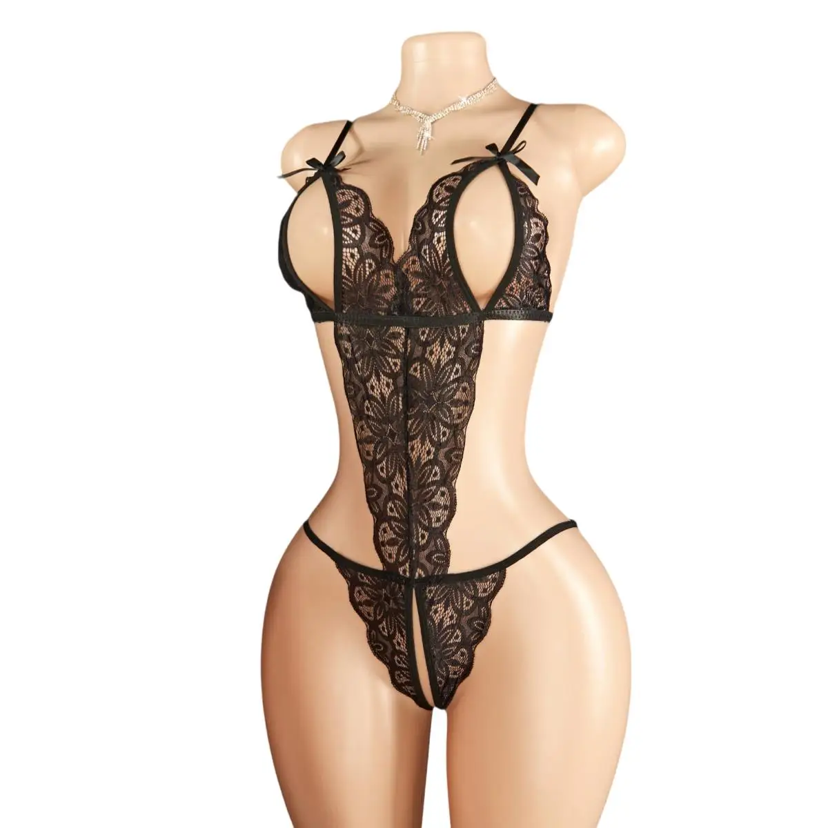 Reggiseno e pigiama senza cavallo in pizzo a 1 pezzo con scollo a V profondo Lingerie velata ultra-sexy per le donne Biancheria intima per adulti da notte per tutto il corpo dal design aperto
