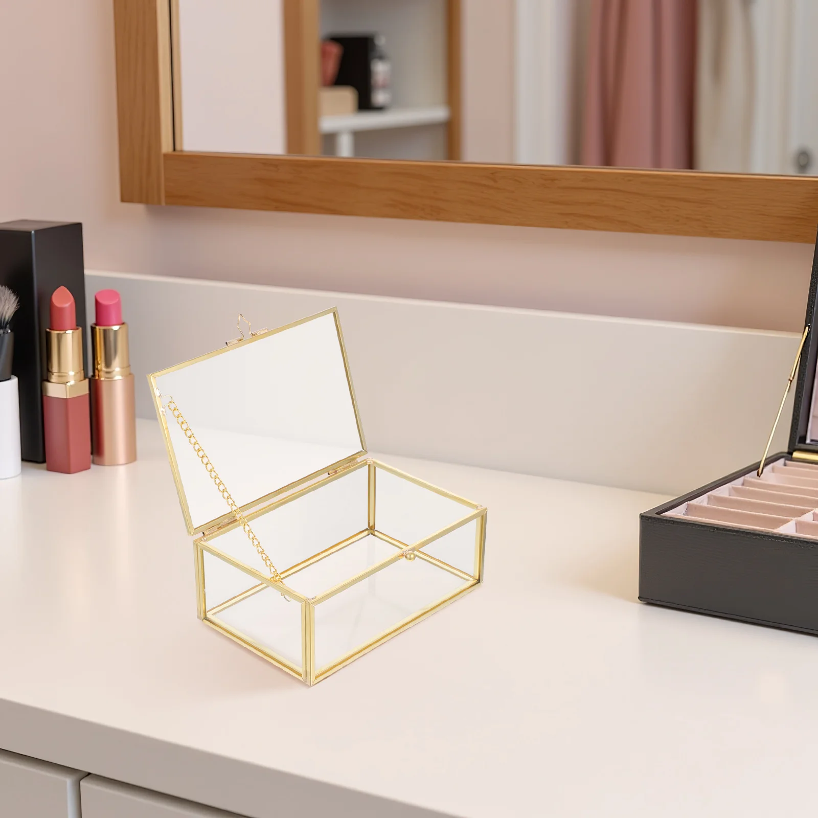 

Vintage Brass Frame Glass Keepsake Box Dustproof Storage Organizer for Jewelry Watches Small Valuables Keepsake Box