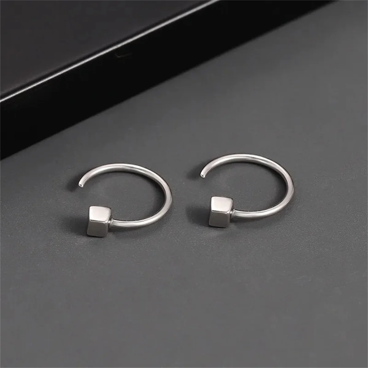 2pcs Vintage Minimalist Square Stud Earrings for Teens,Stainless Steel Tragus Cartilage Helix Ear Piercing Jewelry