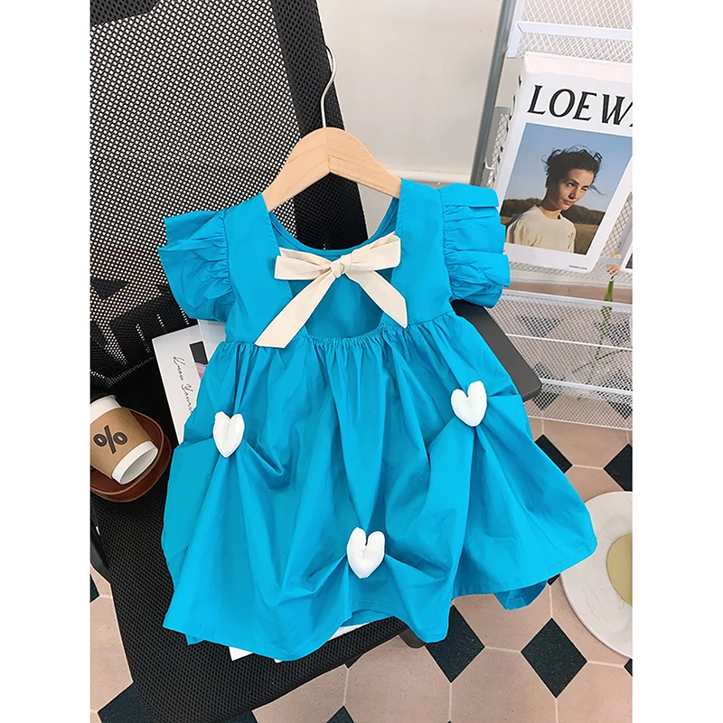 Girl's Fashion Solid Color Flying Sleeve Dress Sweet Cute Heart Applique Princess Skirt Children's Simple Texture Casual Dresses