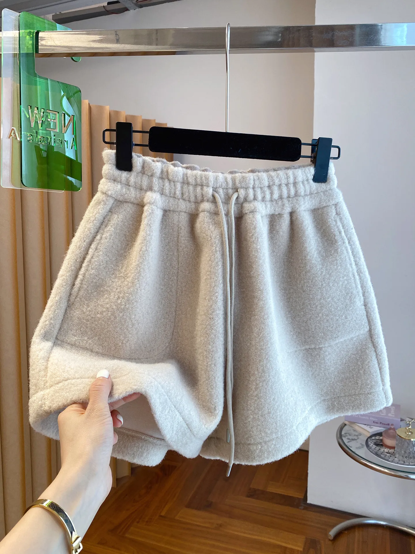 

plus Size Women's Thickened Lamb Fur Short Pants Wide Leg Casual Trousers Slimming High Waist Autumn Winter High Street Style