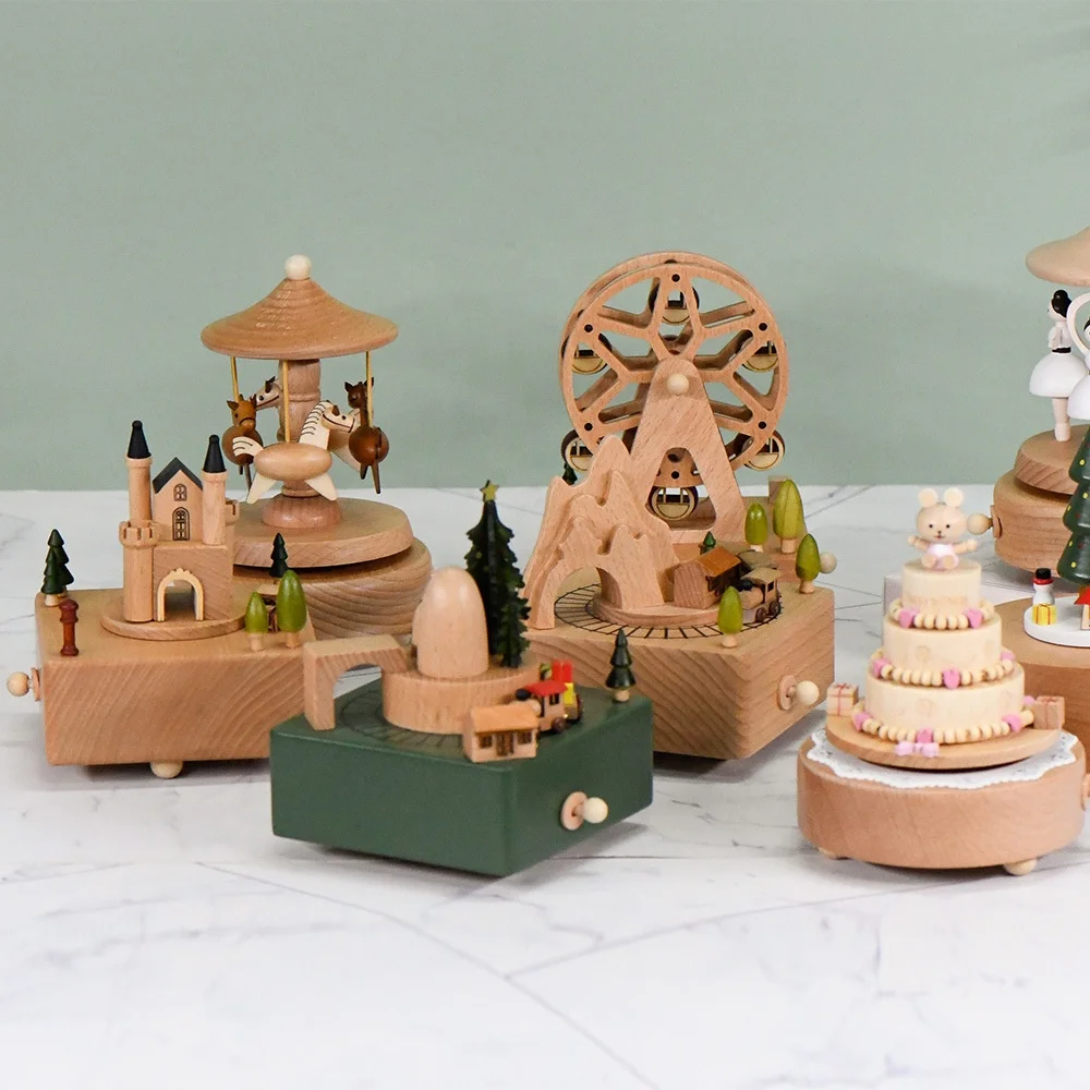 Wooden Valentine's Day Girlfriend Birthday Gift Creative Wooden Music Box Girls Carousel Music Box Movement