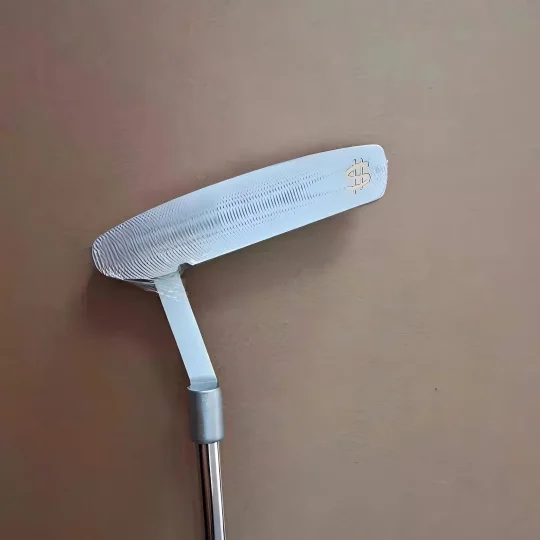 Club de golf, putter droit, Putter à lame pour une sensation et une précision, design fin traditionnel avec Clean Topline, droitier pour hommes.
