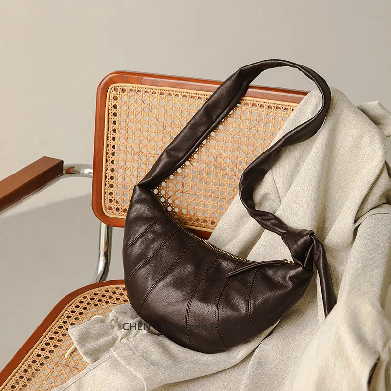 

Top Layer Cowhide Croissant Bag Women's Single Shoulder Retro Dumpling Bag Brand Luxury Niche Messenger Bag