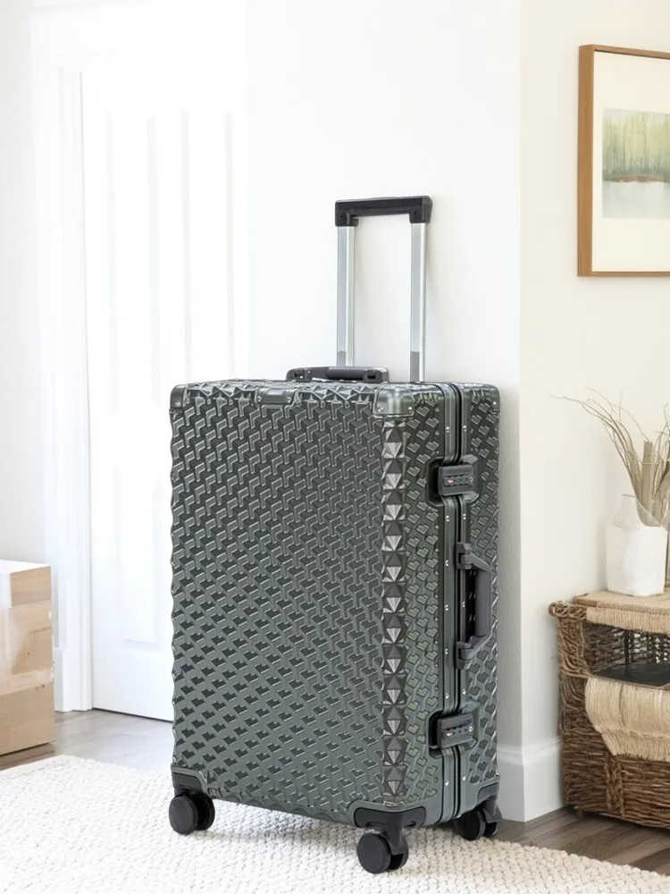 

Aluminum Frame Durable Luggage Set, Large Capacity Carry-On & Check-In Suitcase with Spinner Wheels for Travel
