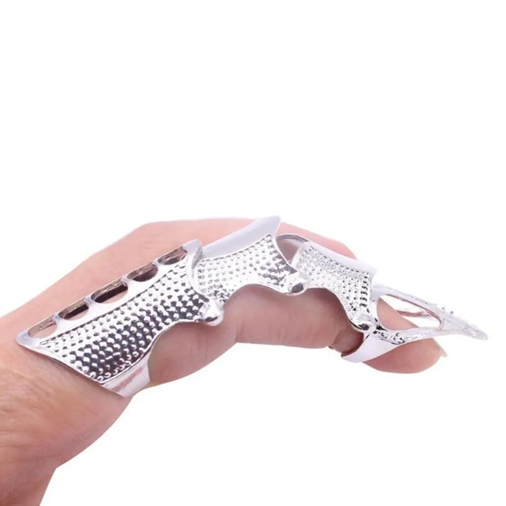 

3Pcs Metal Hollowed Out Nail Ring Set Alloy Fingernail Claw Rings for Costume Role Play Dance Fingertip Protection Decoration