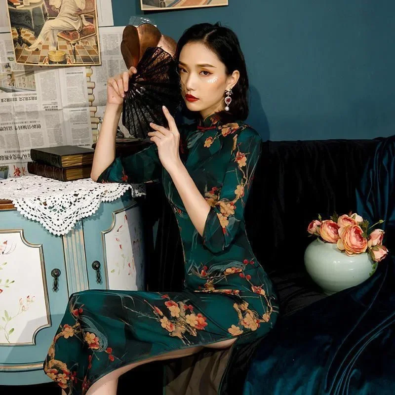 

Old Shanghai Green Slim Cheongsam Spring Summer 2024 New Vintage Chinese Style Temperament Young Girl Short Sleeve Qipao Dress