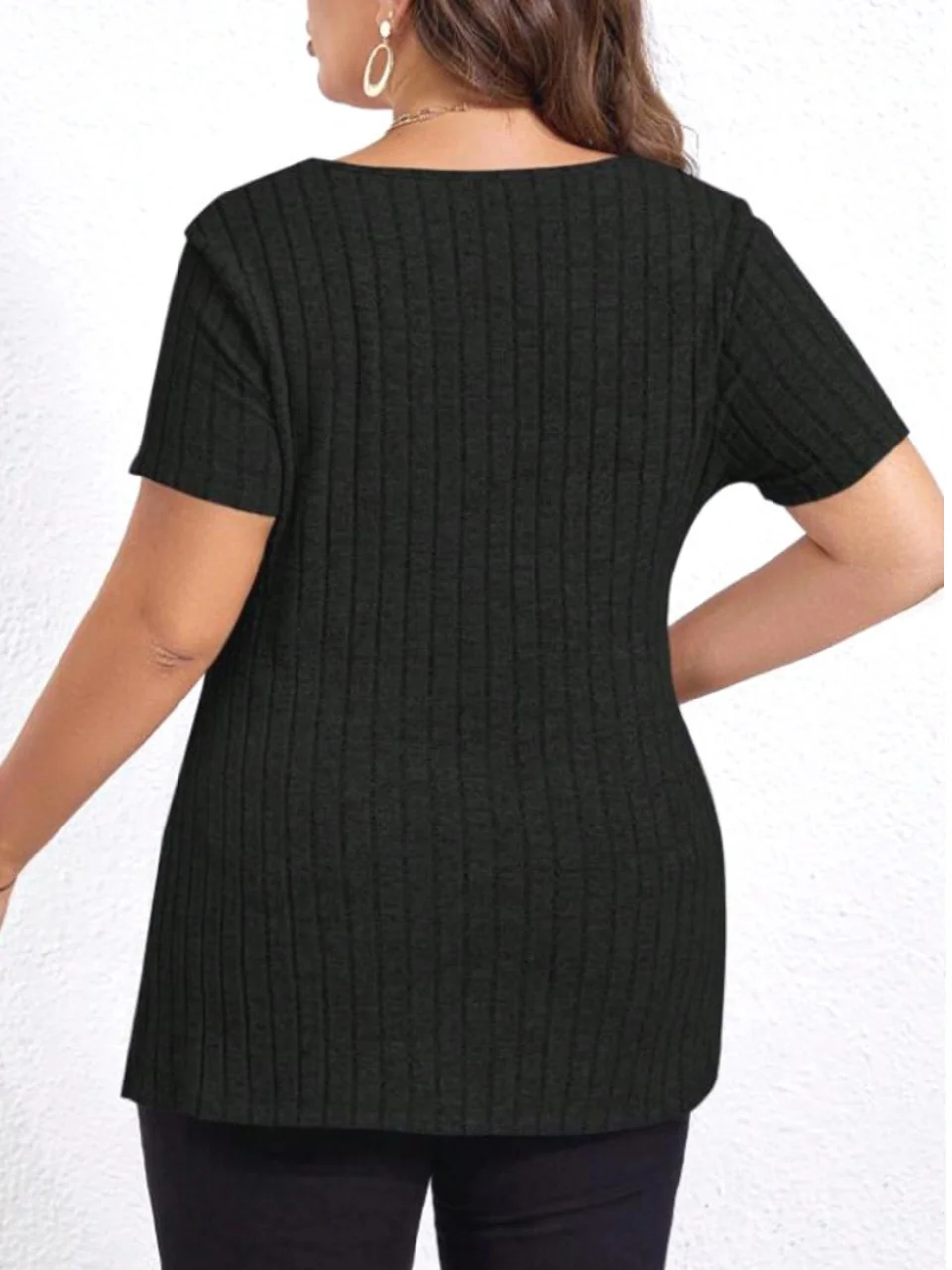 تي شيرت نسائي فضفاض بأكمام قصيرة وياقة على شكل V للصيف، تصميم عصري بأسلوب الشارع، لون واحد مع حافة غير متماثلة #4