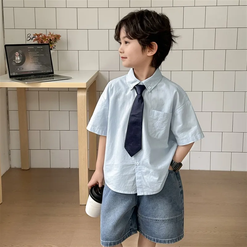 

2025 Summer New Boys' Cotton Summer Short Sleeve Shirt Korean Edition Western Style Shirt Children's Wear Middle aged Children