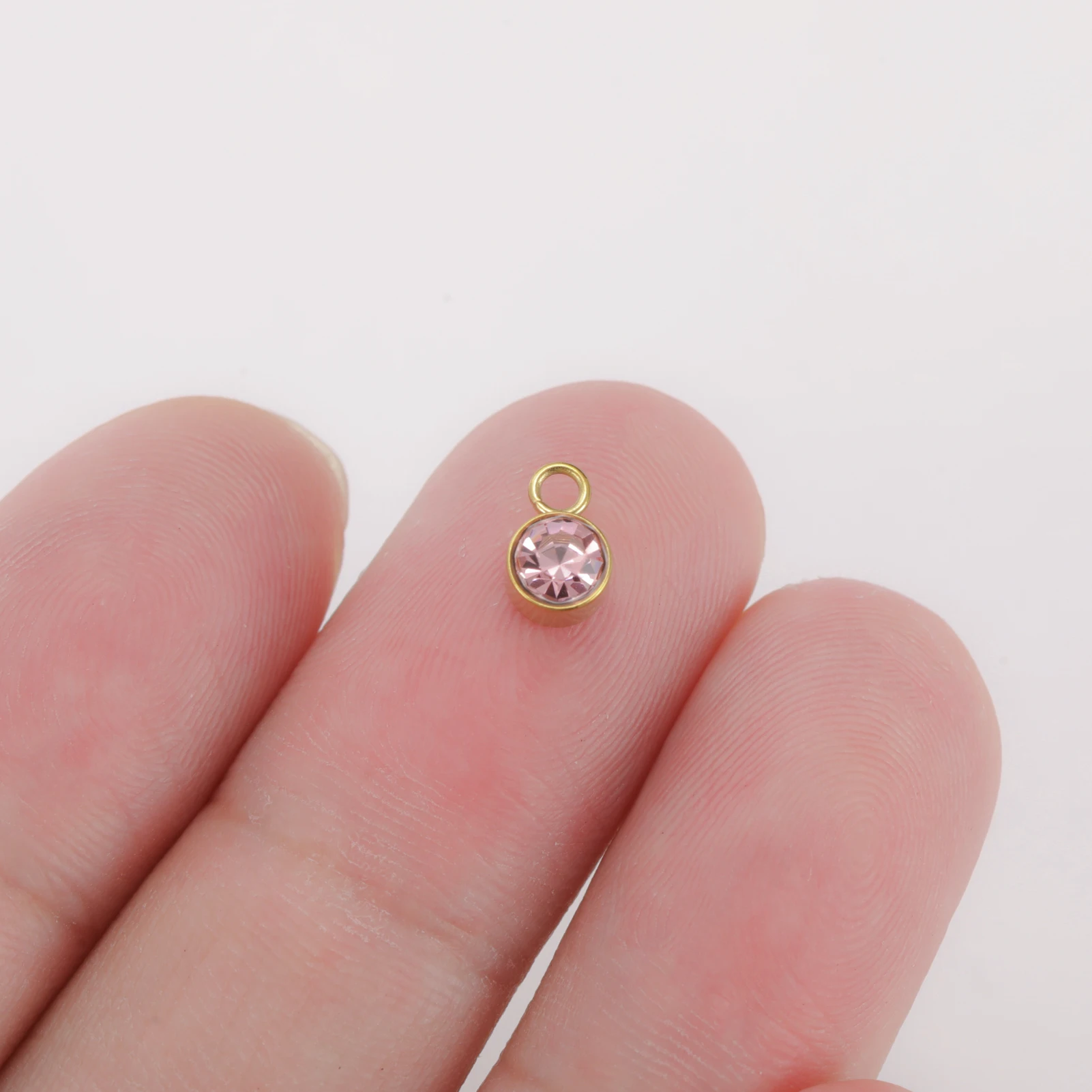 5 Stück/Set 5mm Bunte Geburtsstein-Anhänger aus Edelstahl mit Kristall für Halsketten- und Armbandherstellung DIY-Zubehör Großhandel – Detail 4