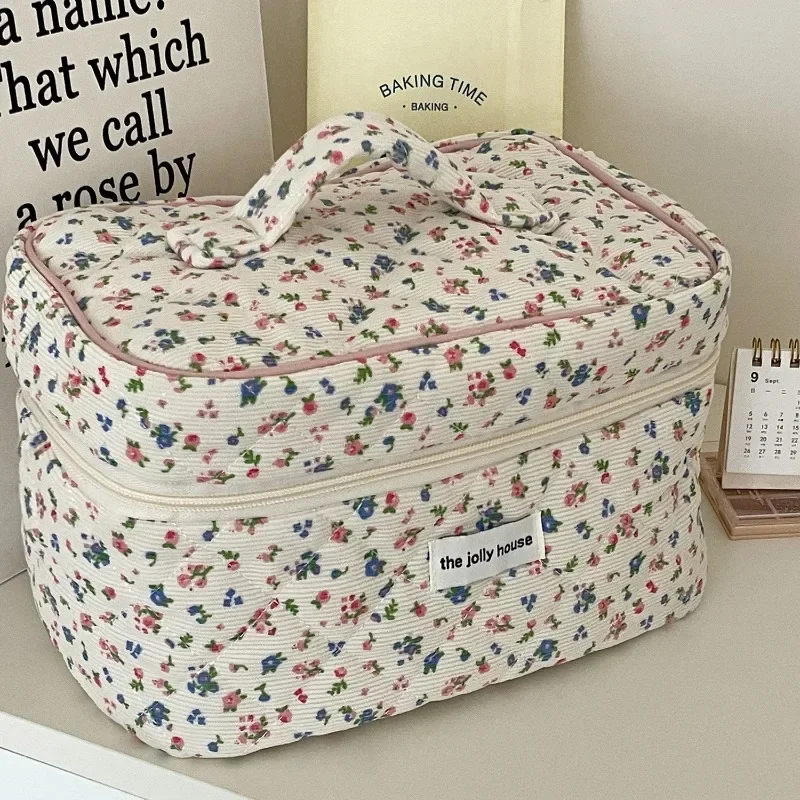 Vintage Flower Women Makeup Bag Corduroy Tote Portable Female Cosmetic Storage Handbag Travel Organizer Zipper Quilted Bag